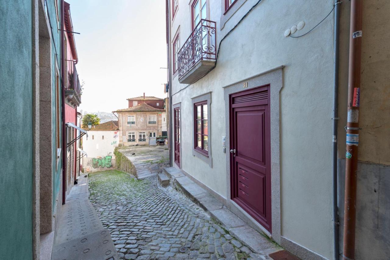 Lovelystay - Vitoria Viewpoint 1Br Flat Porto Bagian luar foto